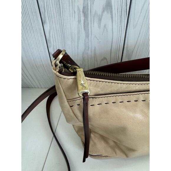 Hard to Find HOBO Aviva Leather Crossbody Cream and Brown Purse - Picture 2 of 12